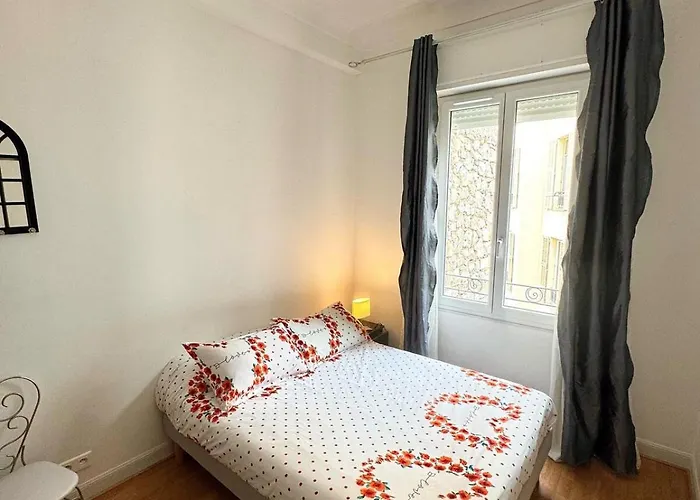 Lejlighed - Center, Wifi, Ac, 4-5 Pers