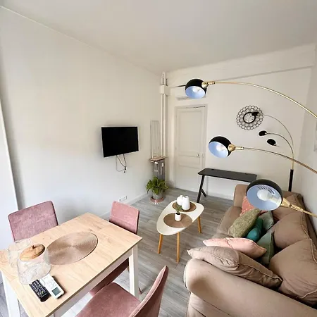 - Center, Wifi, Ac, 2-6 Pers