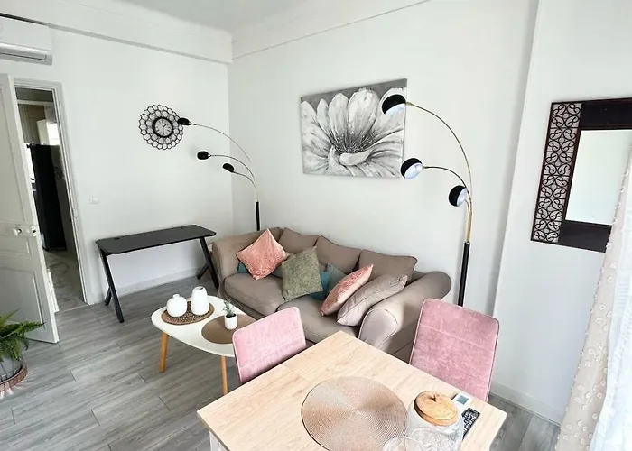 - Center, Wifi, Ac, 4-5 Pers דירה